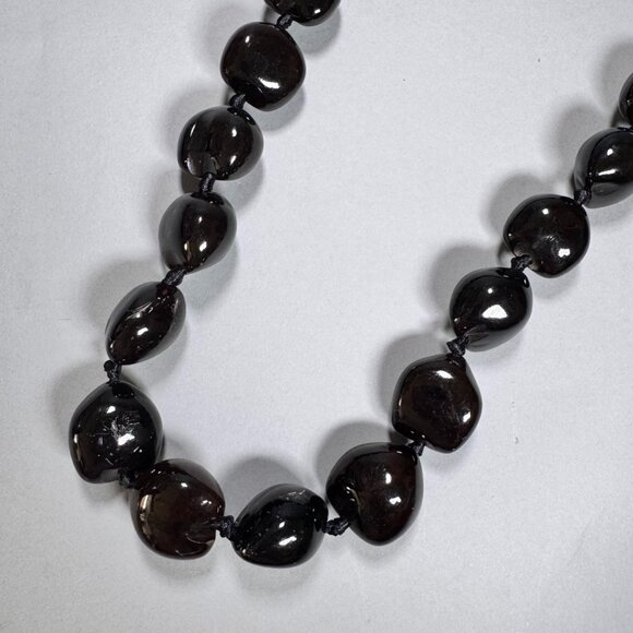 Vintage 1960s Hawaiian Brown Kukui Nut Lei Necklace – Handmade Hawaii - Picture 3 of 8